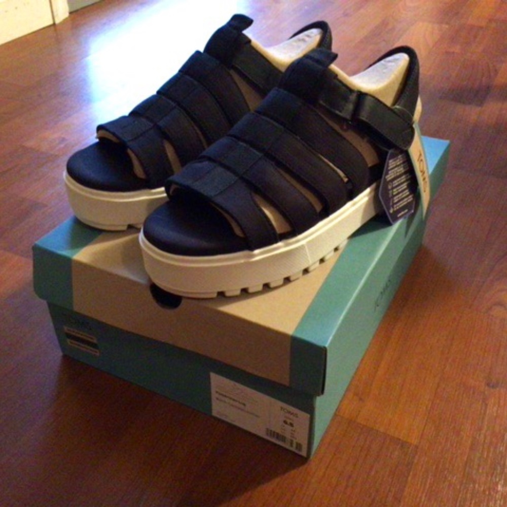 Women's Tom Shoes